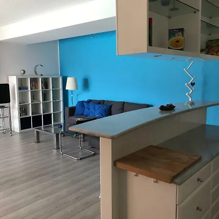Flat With Pool Lake View Apartment