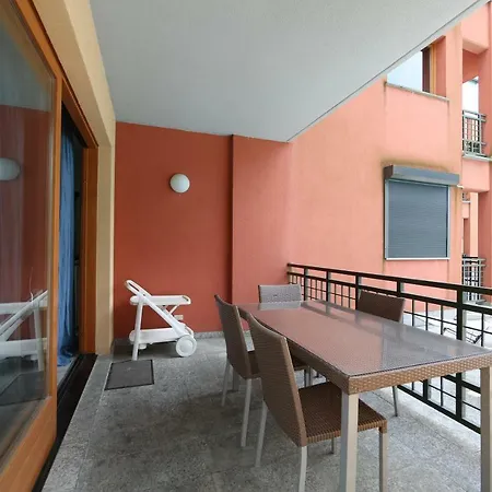 Flat With Pool Lake View Blevio